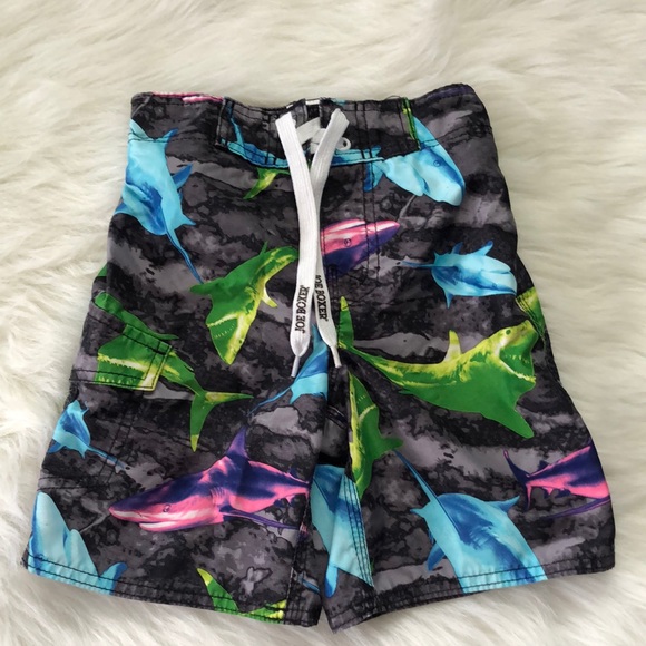 Boys shark print swim trunks - Picture 1 of 6